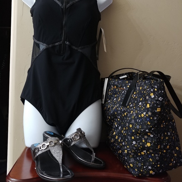 NWT MARC JACOBS Wingman Tote - Picture 3 of 7